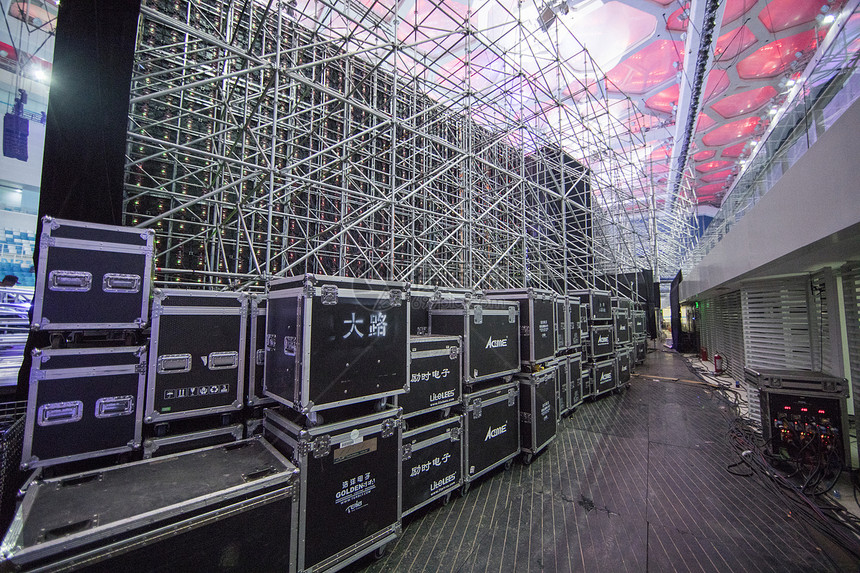 舞台搭建高清图片下载-正版图片500715542