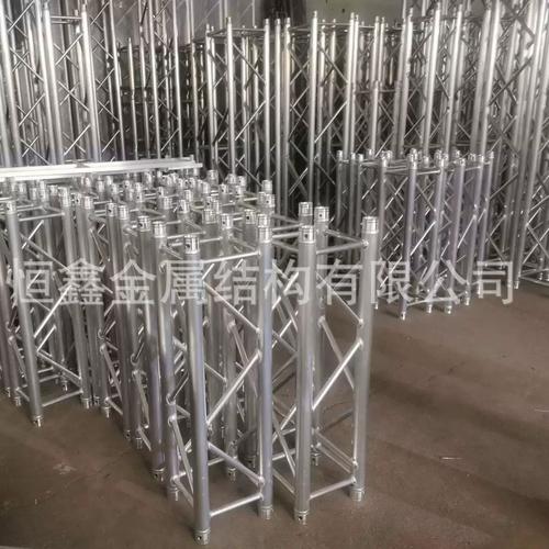 从铝合金桁架到升降龙门架 专业舞台灯光设备全解析